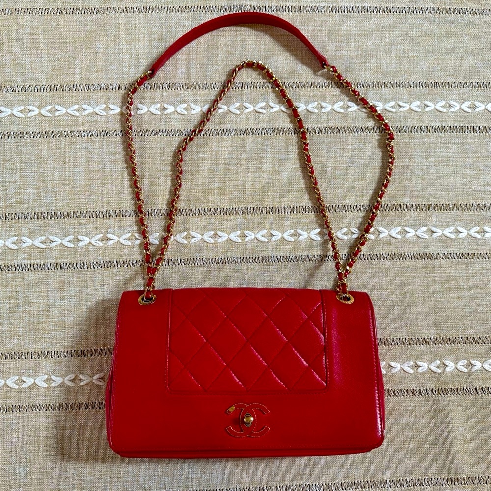 CHANEL Mademoiselle Vintage flap Red Quilted Leather Shoulder Bag